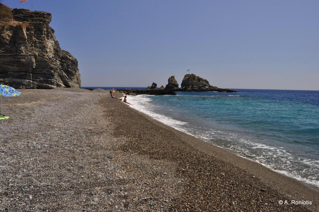 Eirini Apts On The Beach Psari Forada Eksteriør bilde