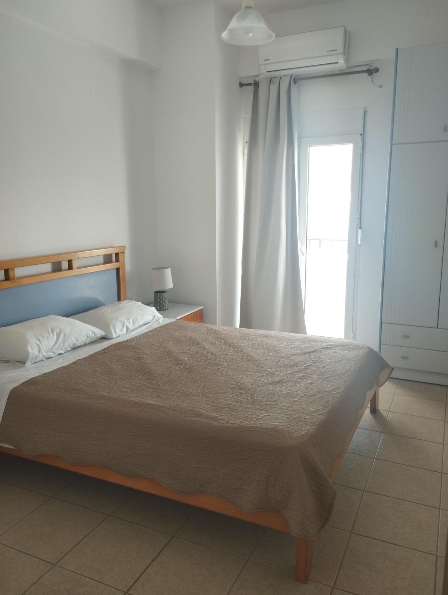 Eirini Apts On The Beach Psari Forada Rom bilde